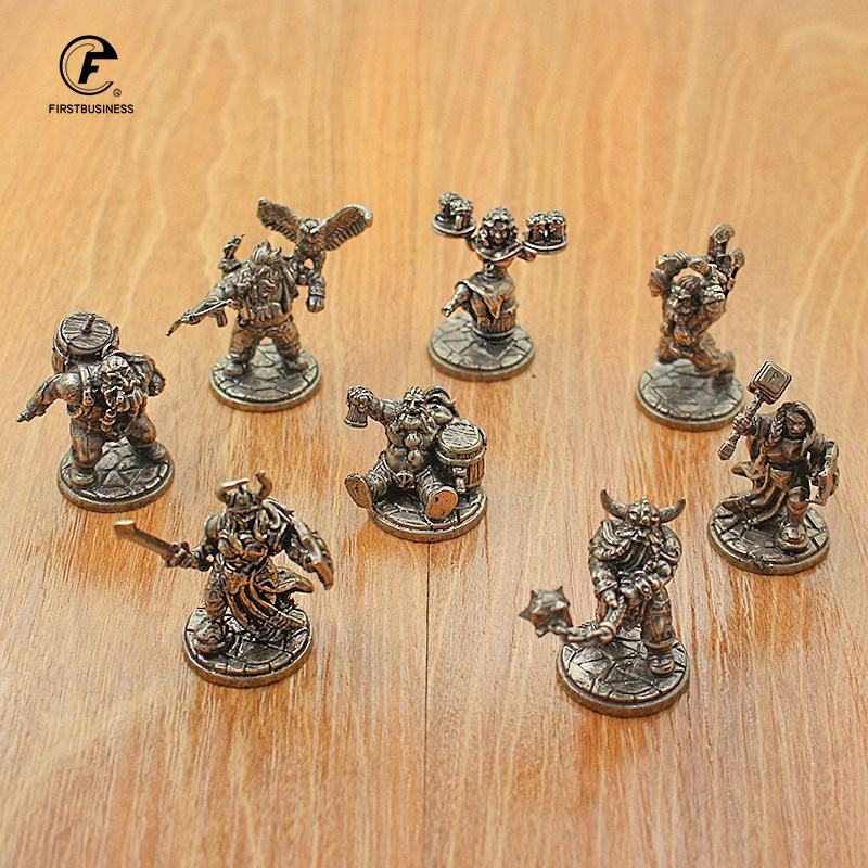 Board Game Design - Vintage Beyaz Pirinç Minyatür Cüce Savaşçı